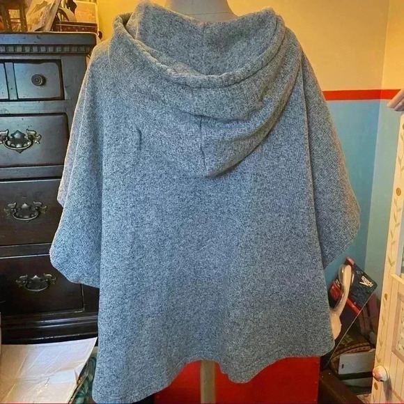 Quiksilver hoodie poncho - Picture 3 of 7